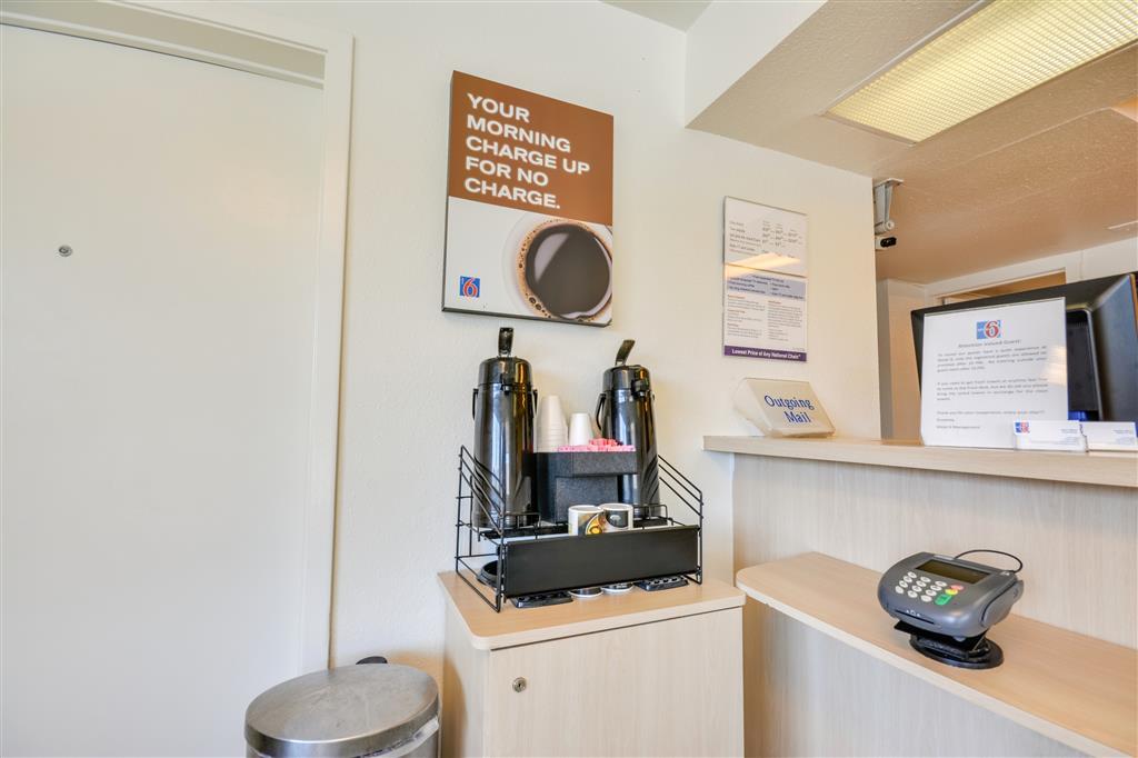 Rodeway Inn Tillmans Corner Interno foto